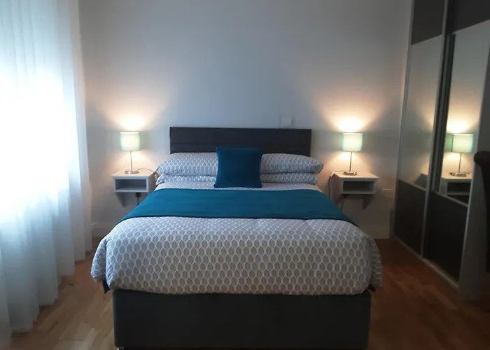 Kayden House -1 Apartment *